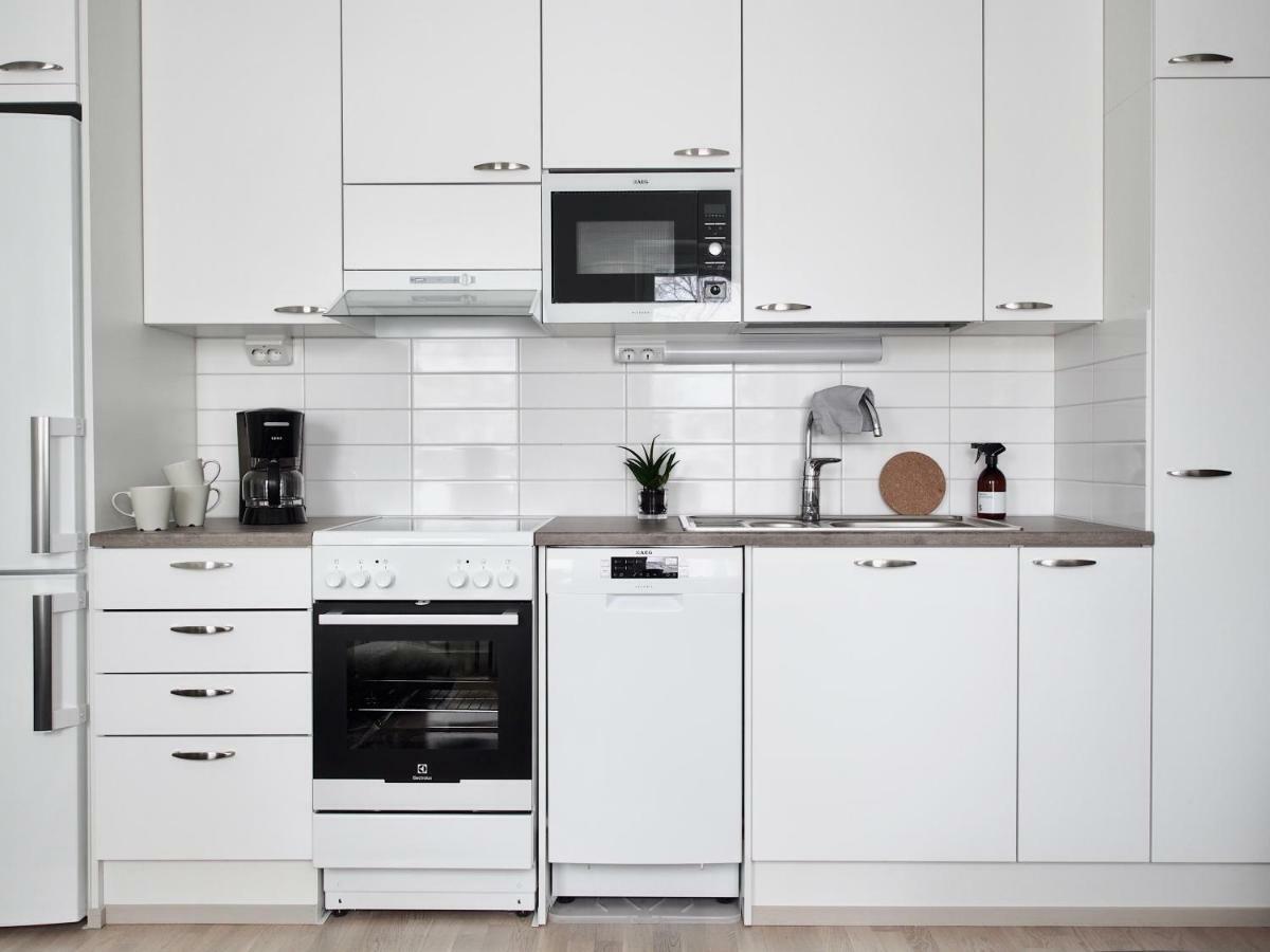 2Ndhomes Tampere "Lapintie" Apartment - Serene Apt Near Downtown At A Quiet Neighbourhood 외부 사진